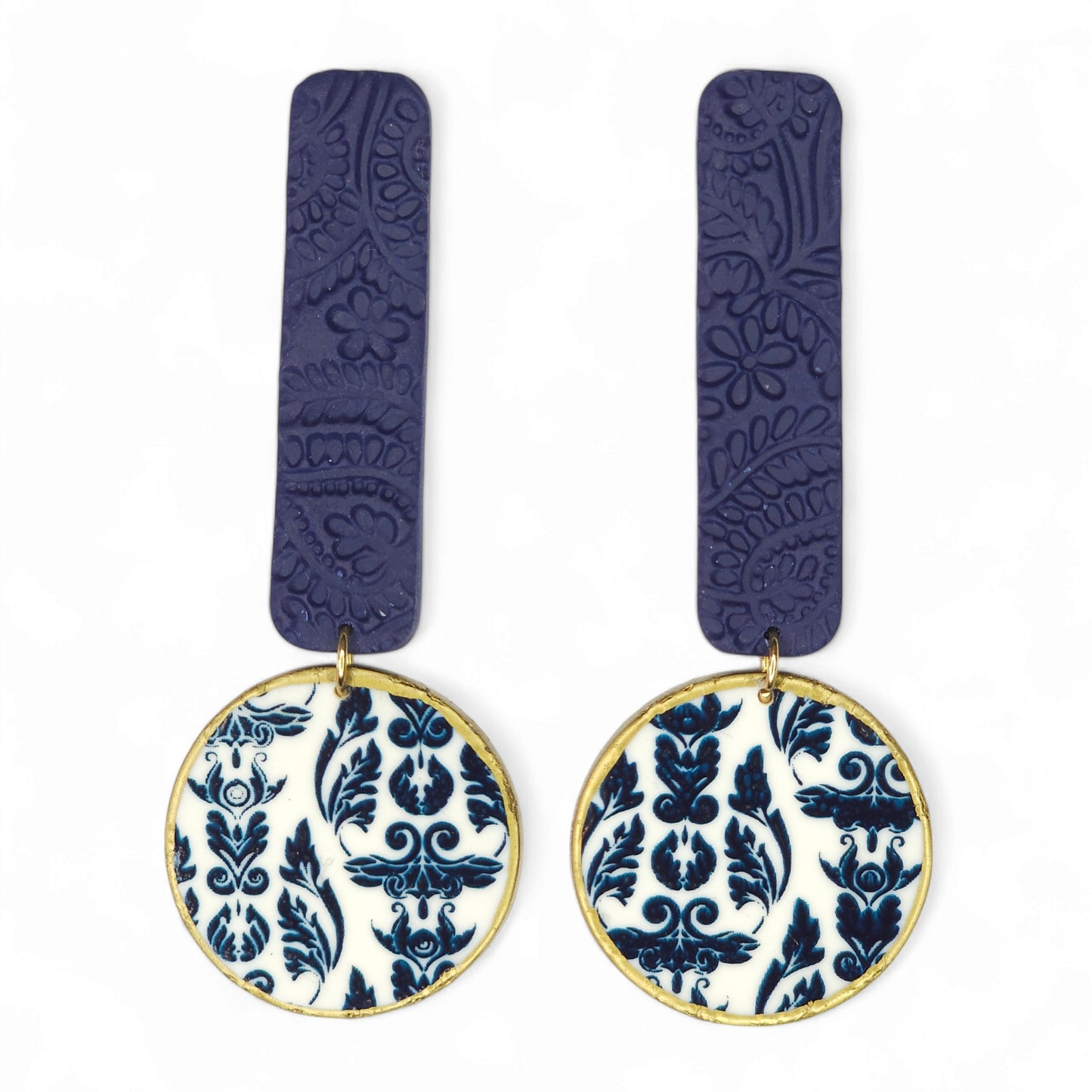 Σκουλαρίκια κρεμαστά γεωμετρικά μπλε μεταξοτυπία σε μπαρόκ στυλ από πολυμερικό πηλό