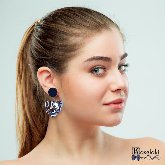 Κομψά κρεμαστά σκουλαρίκια Summer Blues με tribal μπλε μαρίν μοτίβο