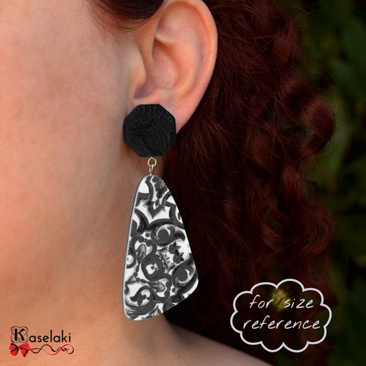 Μεγάλα κρεμαστά σκουλαρίκια με μοτίβο πλακάκια σε φθινοπωρινές αποχρώσεις