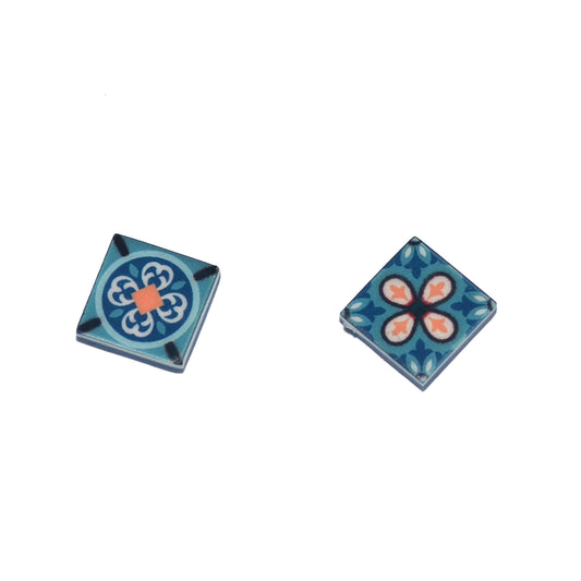 Studs mini tiled earrings in blue light blue