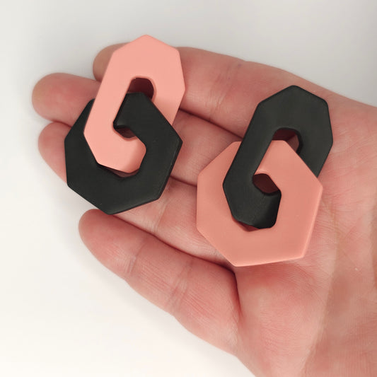 Σκουλαρίκια κρίκοι ροζ μαύρο από πολυμερικό πηλό