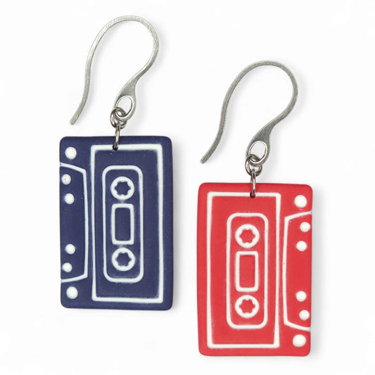 Κρεμαστά σκουλαρίκια κασέτες μπλε κόκκινη από πολυμερικό πηλό